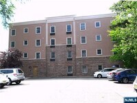 Building Photo - 24 S William St