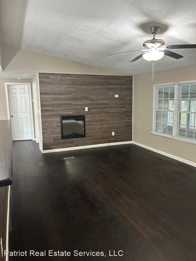 Building Photo - 3 br, 2 bath House - 1665 Rim Road