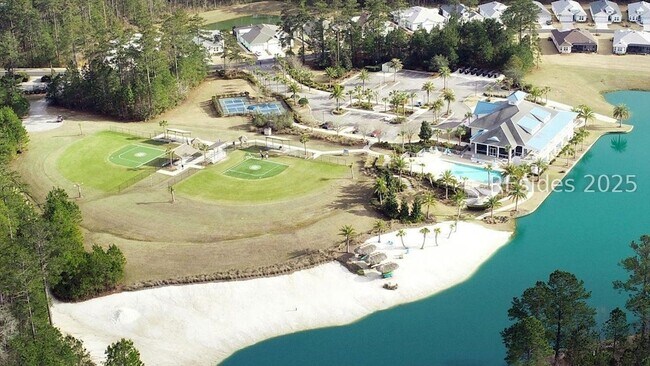 Building Photo - 855 Weekend Ave