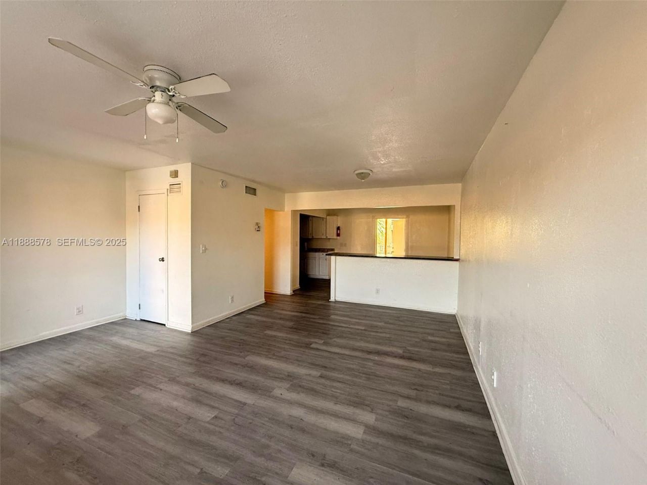 Building Photo - 5970 NW 28th St