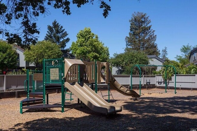 Building Photo - 74 Windstone Dr