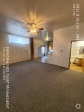 Building Photo - Spacious 1BED/1BATH Southside Apartment