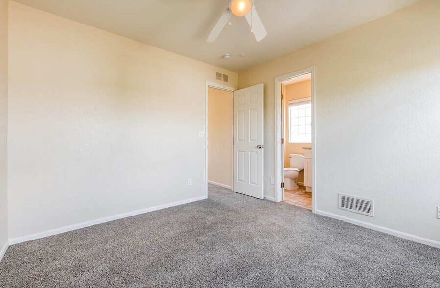 Building Photo - 4505 Andes St