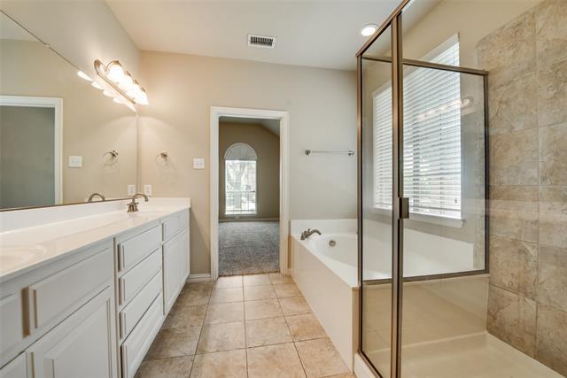 Building Photo - 6072 Wallis Dr