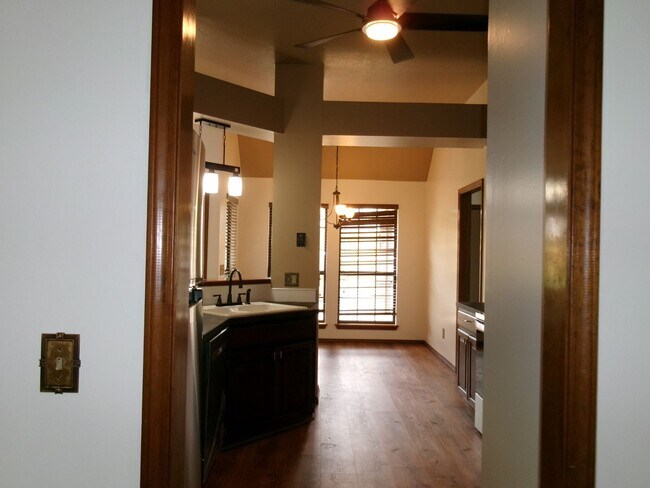 Building Photo - Pets Negotiable with Owner Approval!