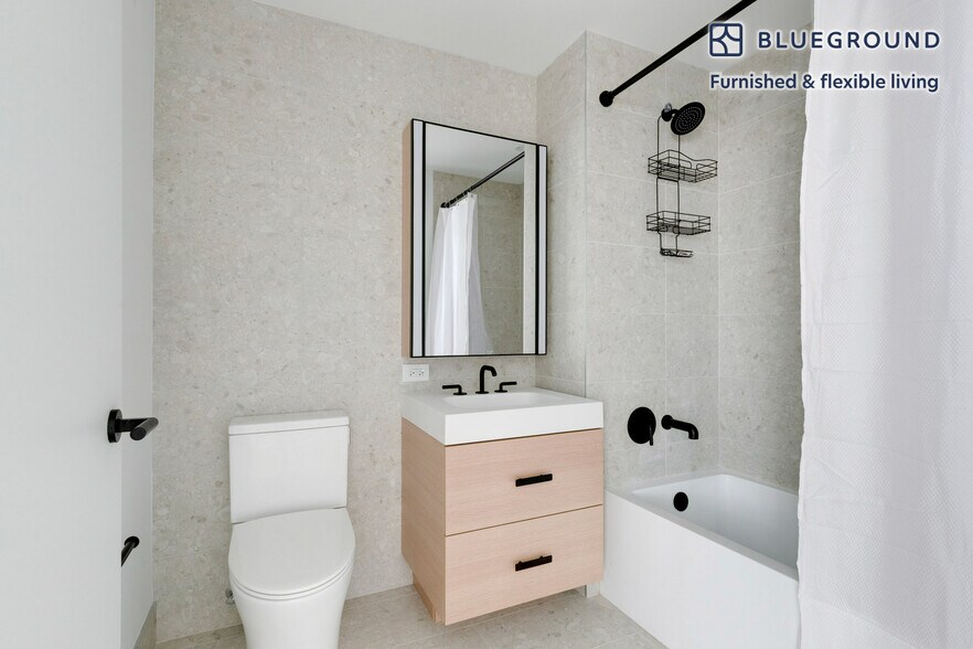 Building Photo - 478 Kent Ave