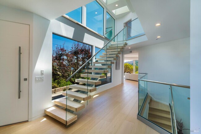 Building Photo - 375 Kortum Canyon Rd