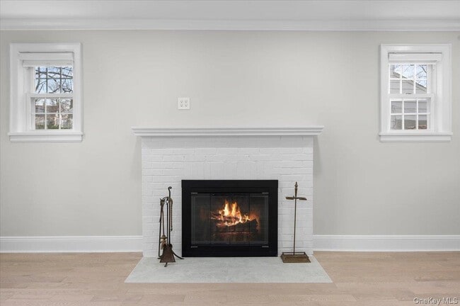 Building Photo - 28 Cross St