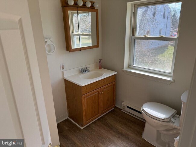 Building Photo - 3202 Swede Rd