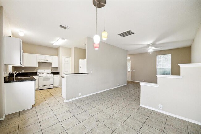 Building Photo - 18730 Sandelford Dr