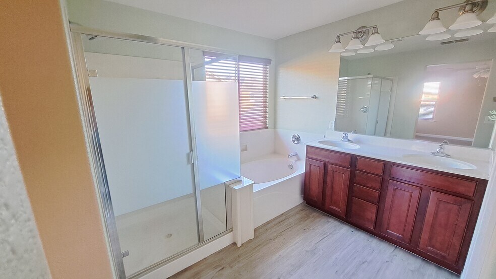 Building Photo - 5254 Moonlit Bay Way