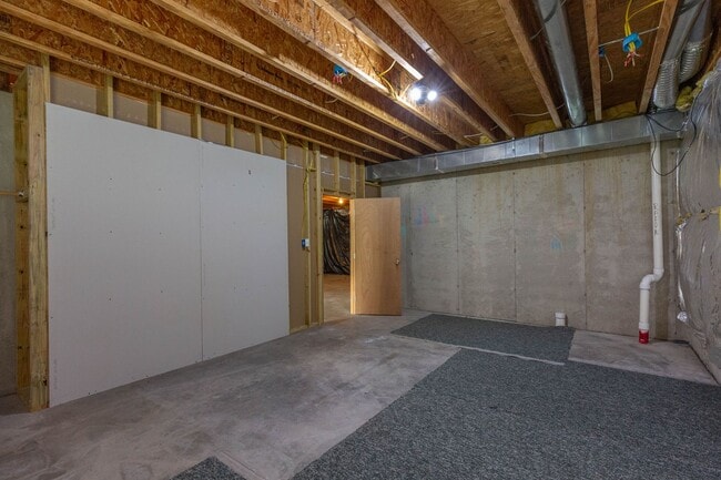 Building Photo - 391 Sheerer Dr