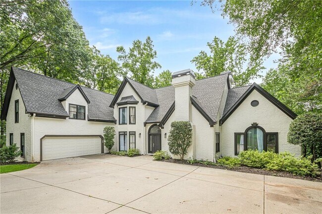 Primary Photo - 700 S Brighton Ct