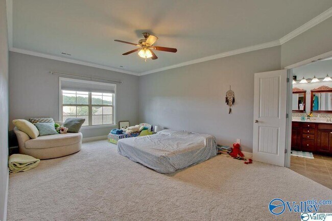 Building Photo - 705 Tide Creek Dr SW