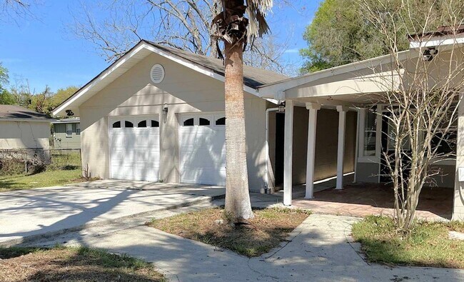 Building Photo - 4837 Andromeda Rd