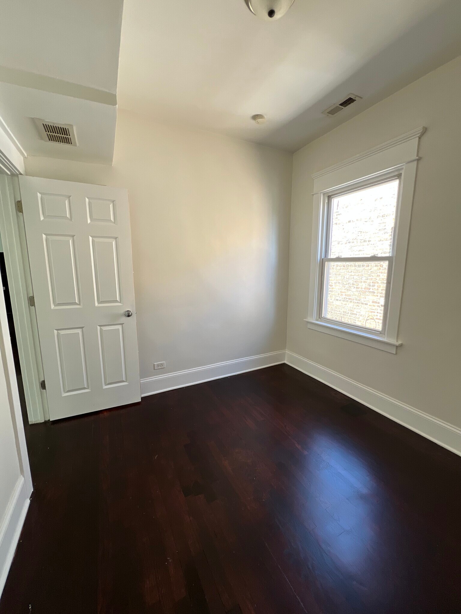 Building Photo - 1828 S 58th Ave