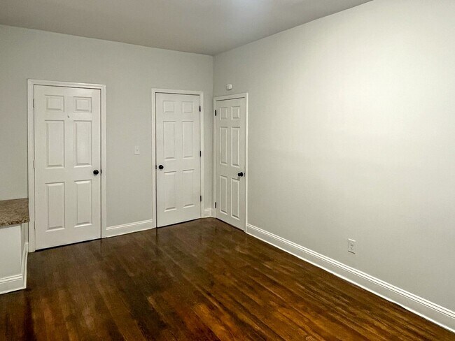 Building Photo - Beautifully Updated 3 Bed 2 Bath Haymount Home