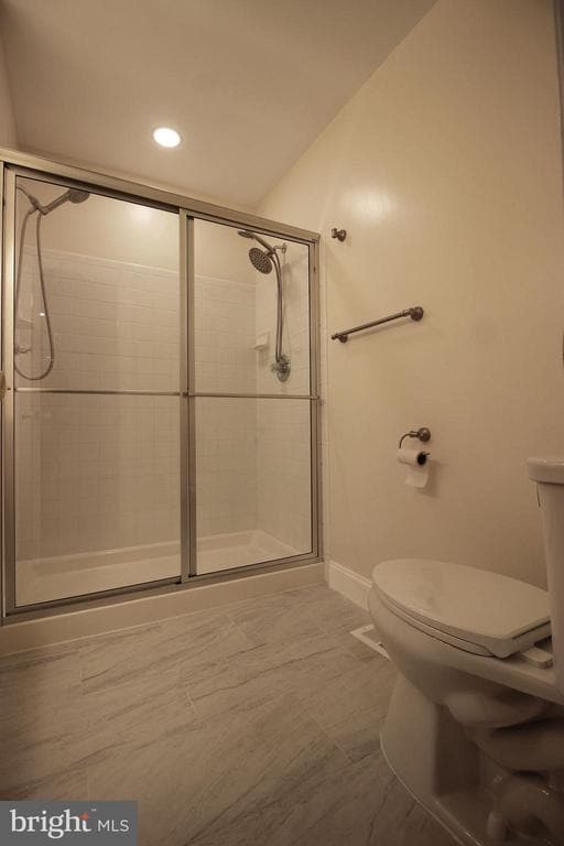 Building Photo - 141 Chevy Chase St