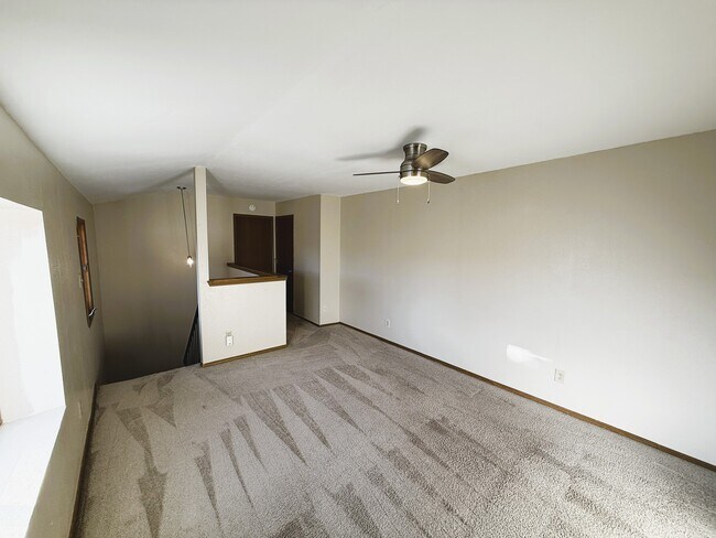 Building Photo - 7522 Madrid ct