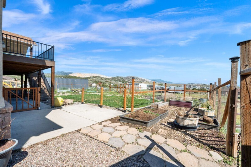Building Photo - 7246 W Juniper Tree Cove