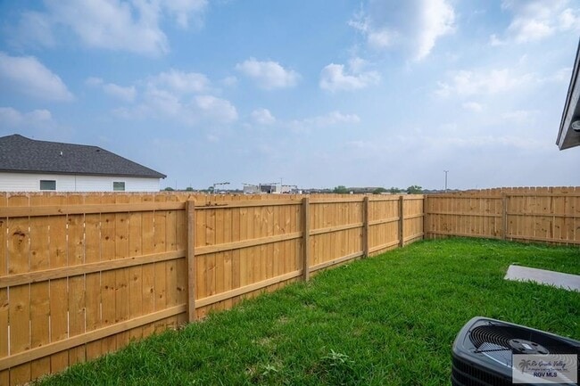 Building Photo - 3604 Hidalgo Cir