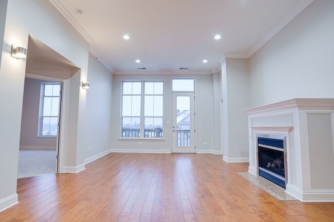 Building Photo - 1781 Tudor Ln