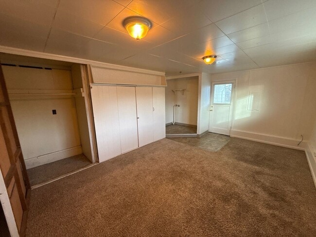 Building Photo - 1215 NW 11th St