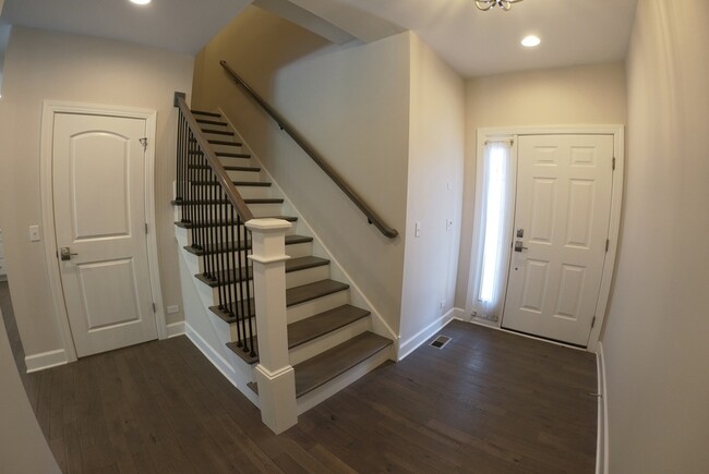 Building Photo - 10750 Clock Tower Dr
