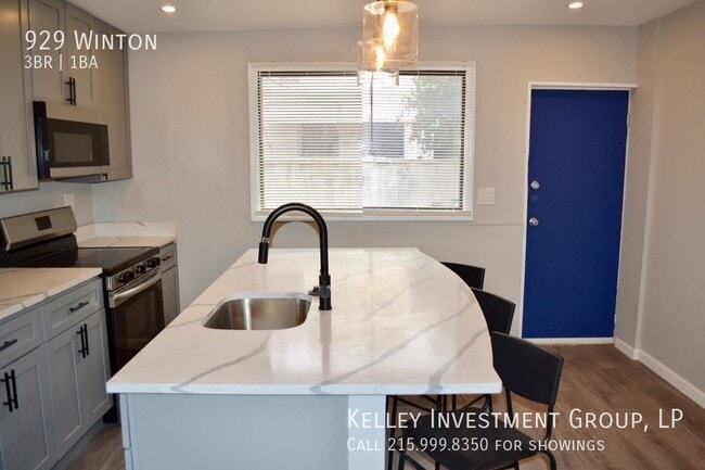 Building Photo - 929 Winton-