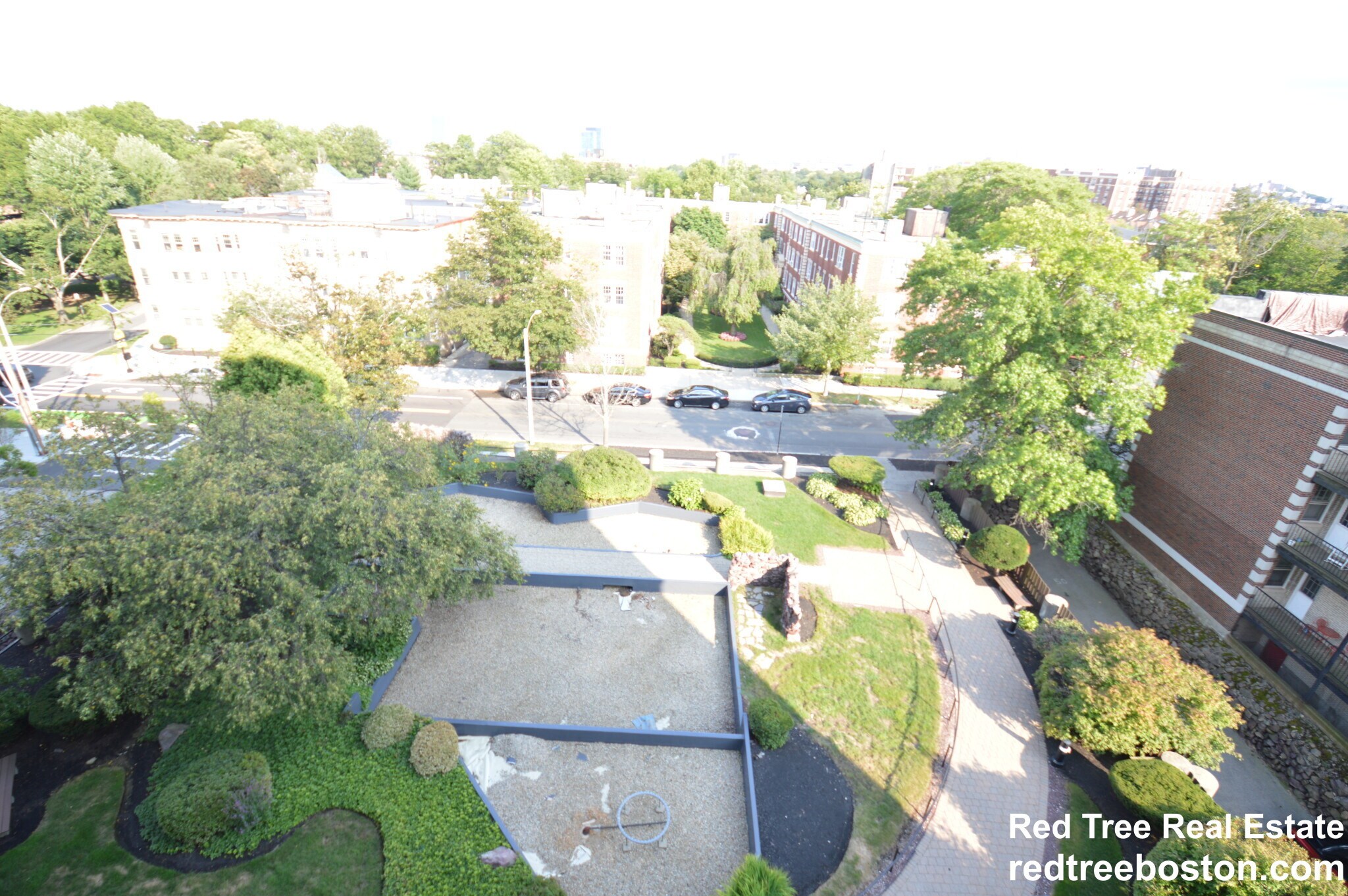 Building Photo - 60 Babcock St