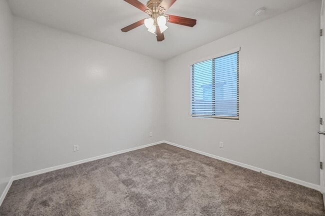 Building Photo - 9775 W Cashman Dr