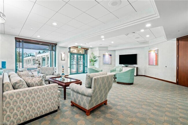 Building Photo - 7515 Pelican Bay Blvd