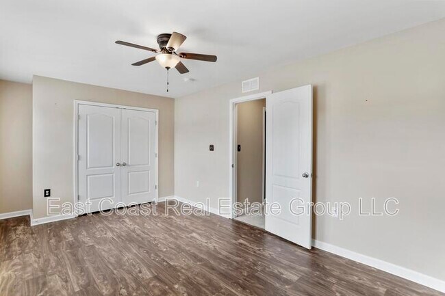 Building Photo - 203 Ran Rue Drive