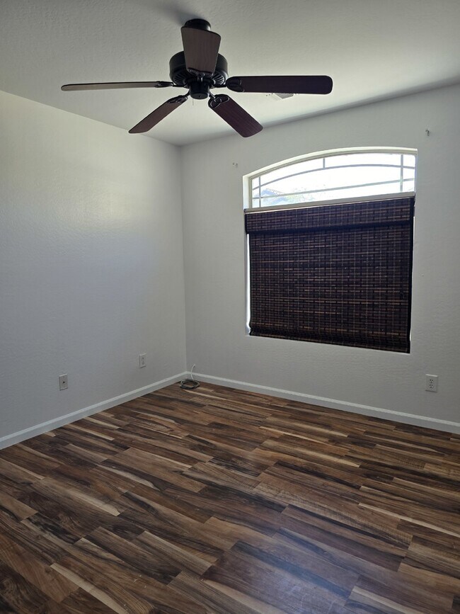 Building Photo - Heartland Ranch Gem