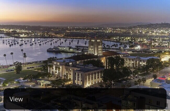Building Photo - Panoramic Bayfront Luxury Living in the Heart of Little Italy