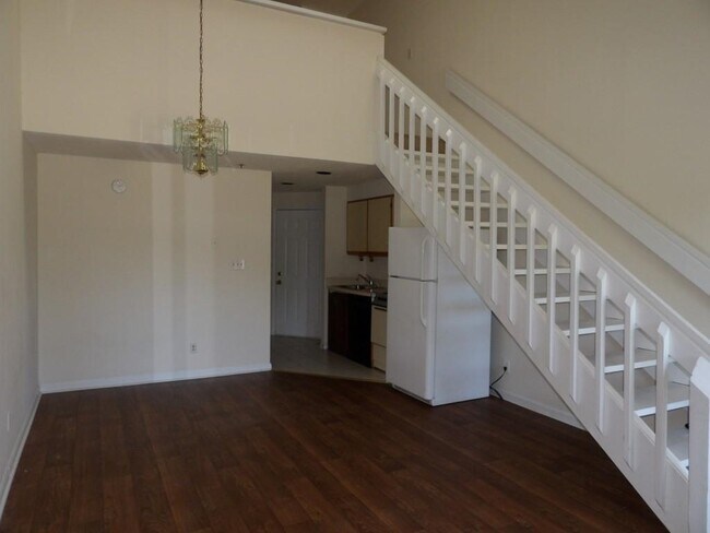 Building Photo - 1100 Possum Trot Rd