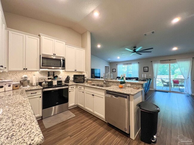Building Photo - 3537 Conley Dr