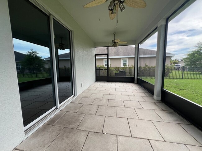 Building Photo - BEAUTIFUL 3-bedroom, 3-bathroom home in Gr...