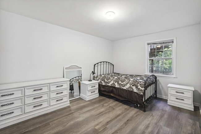 Building Photo - 10145 Rillridge Ct