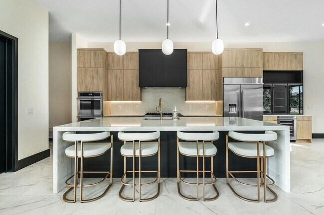 Building Photo - 13480 U.S. Rte 1