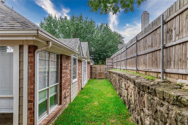 Building Photo - 5016 Enclave Ct