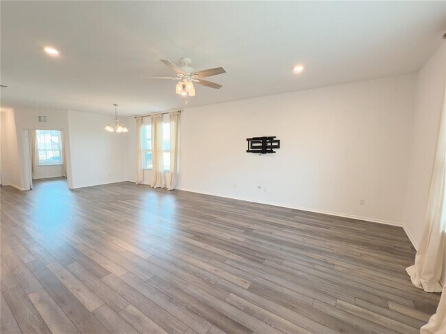 Building Photo - 128 Fiery Skipper Ln