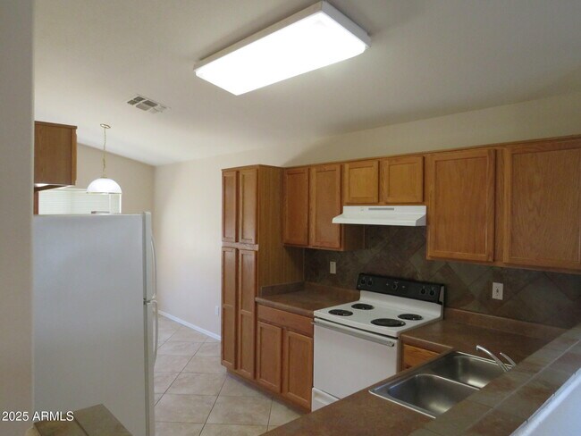 Building Photo - 11433 E Covina St