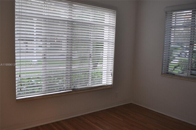 Building Photo - 2617 Segovia St