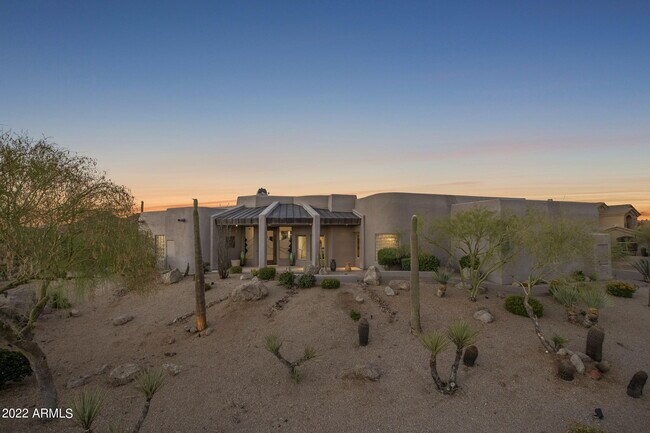 Building Photo - 10448 E Skinner Dr