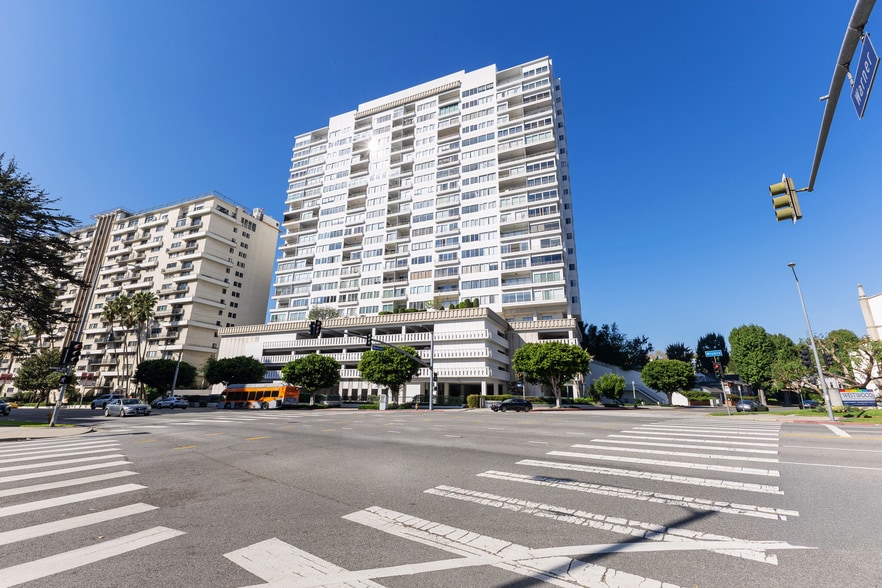 Building Photo - 10501 Wilshire Blvd