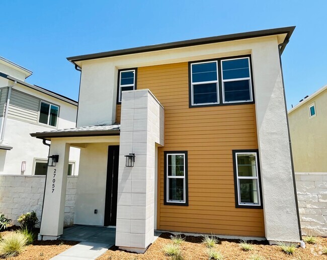 Building Photo - 27057 Trail View Ln