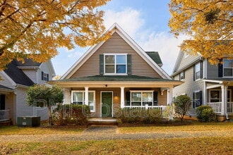 Building Photo - 4 Aisha St