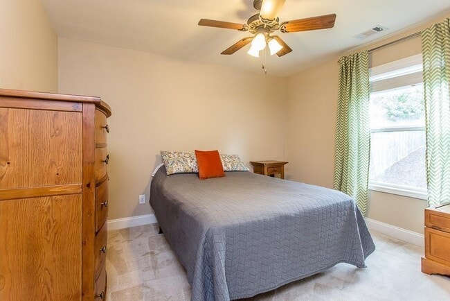 Building Photo - 1099 Arbor Grove Way