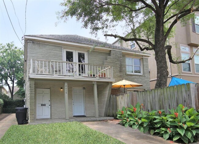 Primary Photo - 2418 Hazard St